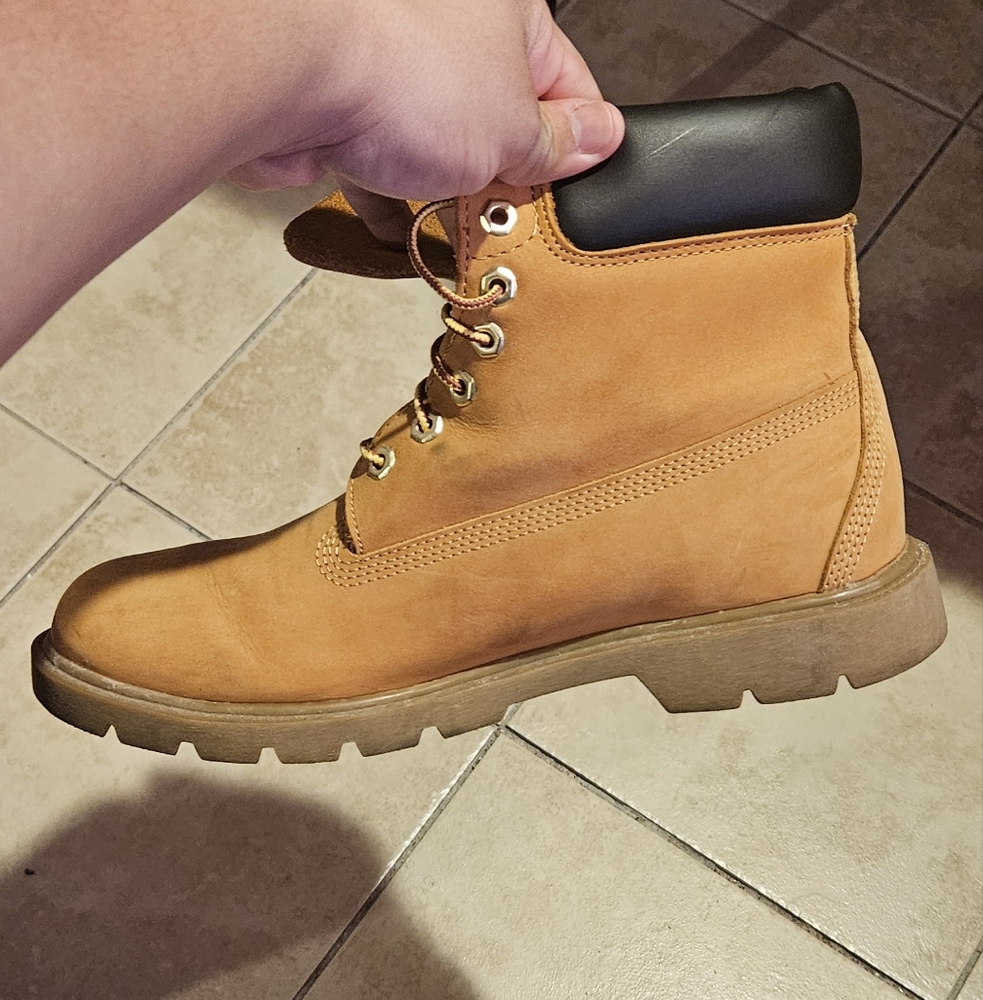 Men's 10.5 Timberland Boots - Wheat Nubuck/Tan - Fair Condition - Picture 2 of 7